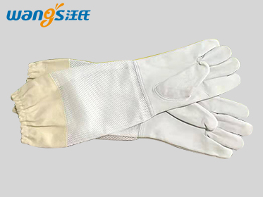 B-G-05-White sheepskin glove